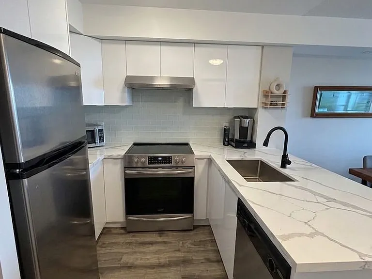 1060 Sheppard Ave W #909 — Photo 9