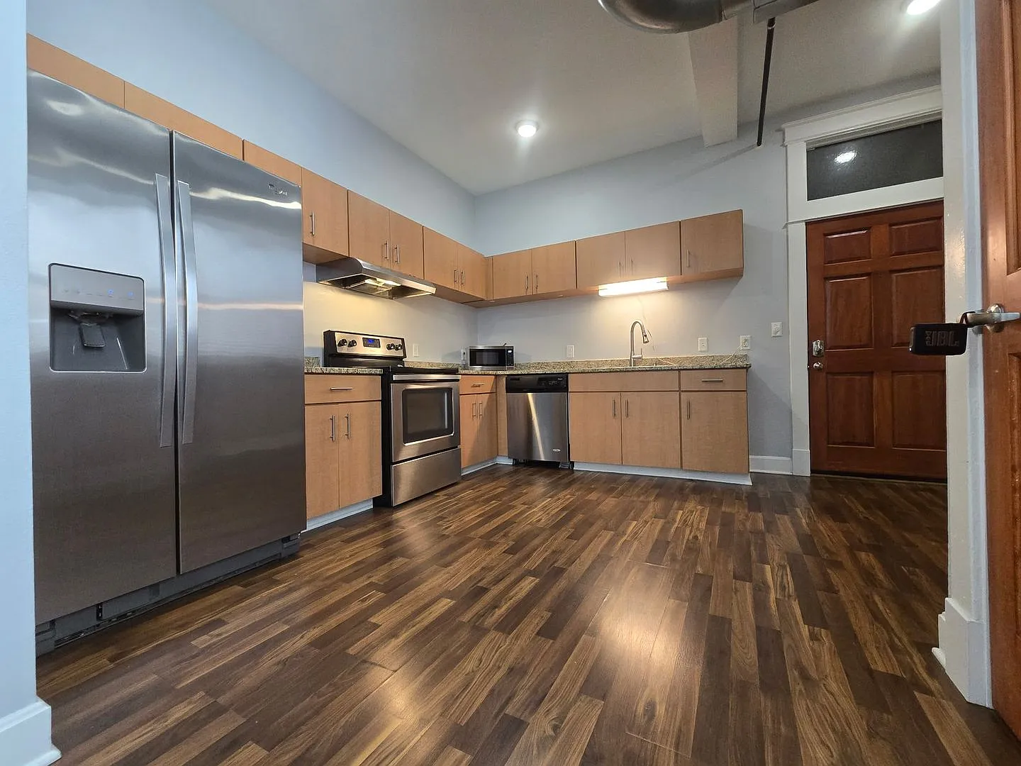 302 W Commercial Unit 206F — Photo 2