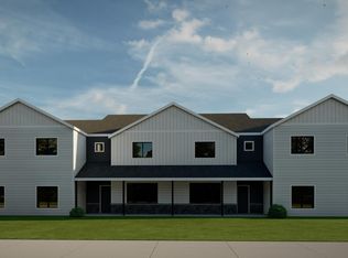 5235 Harvest Square Ln NW, Rochester, MN 55901