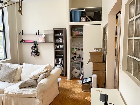 Rented by Living New York | media 12