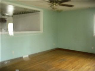 2nd image of 2423 Morehouse Ave