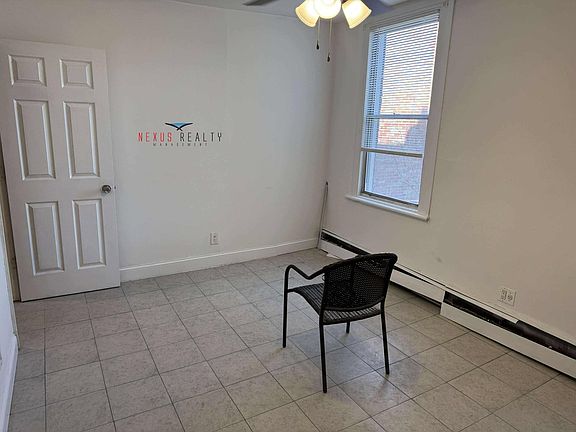 5th image of 2031 Steinway St APT 2