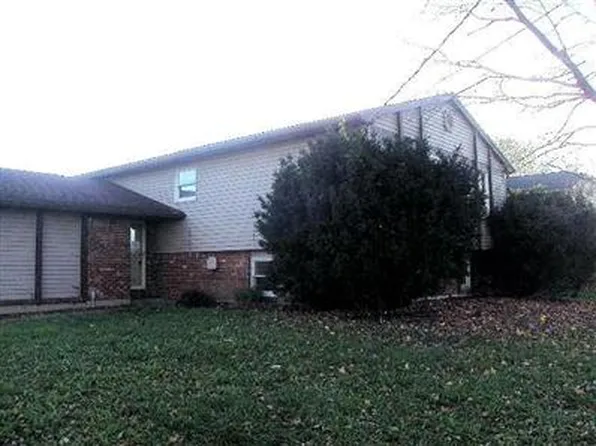 6587 Berwick Dr, Franklin, OH 45005