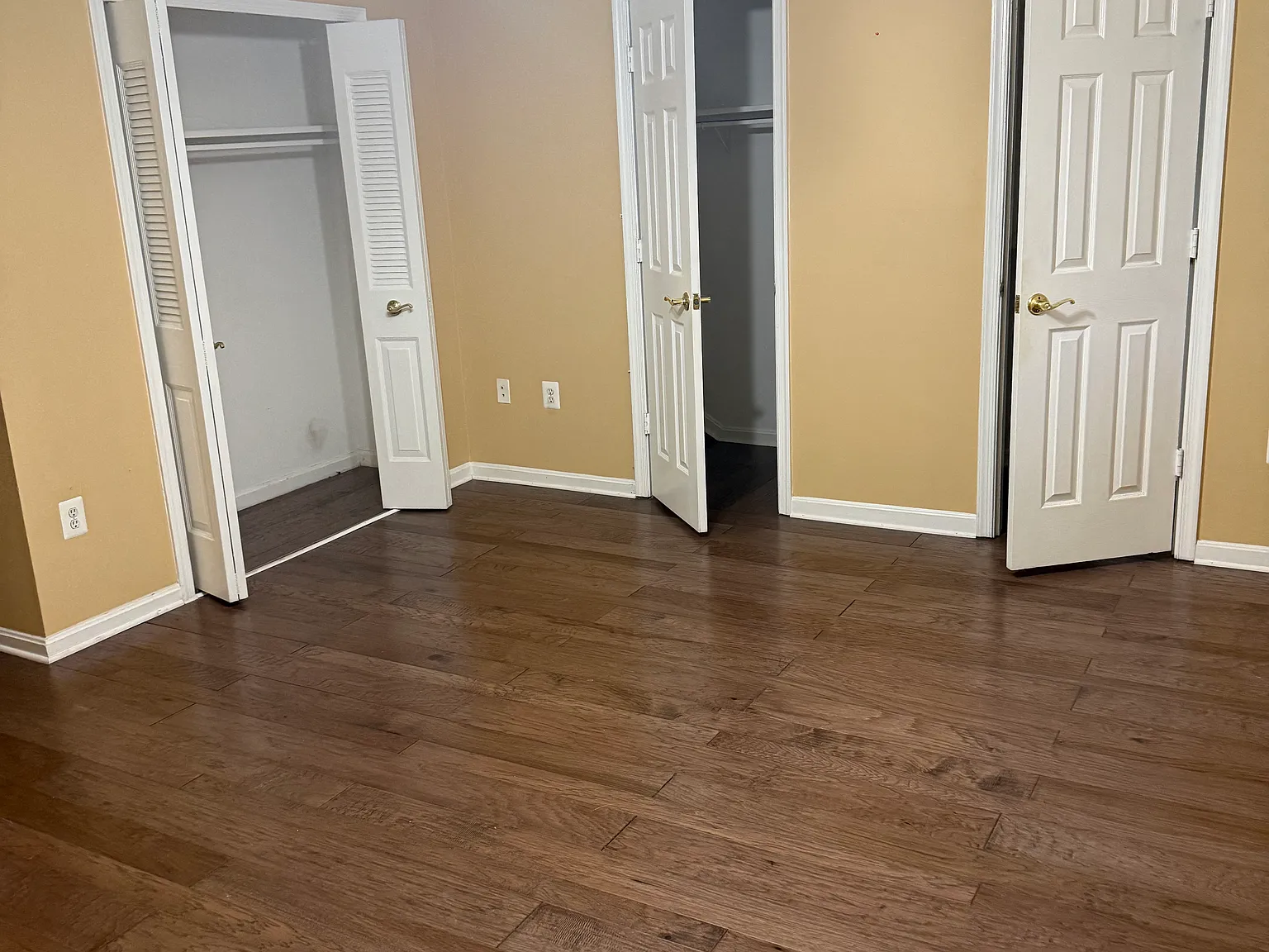 4 bed, 2.5 bath, 1440 sqft, $2,600 — Photo 3