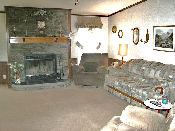 Hephzibah McBean Rd 1457 Living_10222013