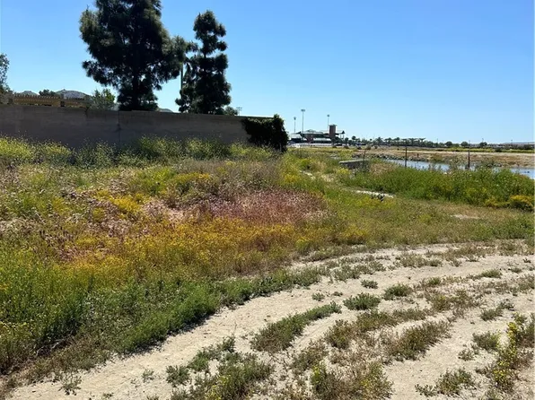 1 Lake Park St #75, Lake Elsinore, CA 92530