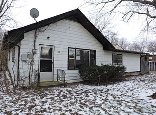 185 E Cermak Rd, Braidwood, IL 60408