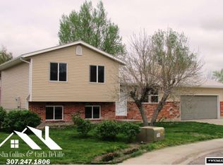 6670 Henderson Creek Pl, Casper, WY 82604
