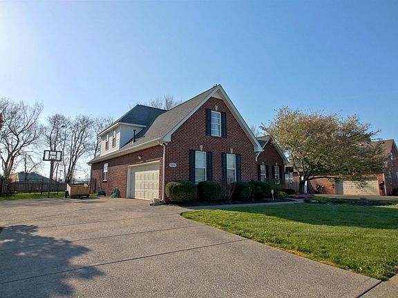 3rd image of 3158 Jenkins Dr