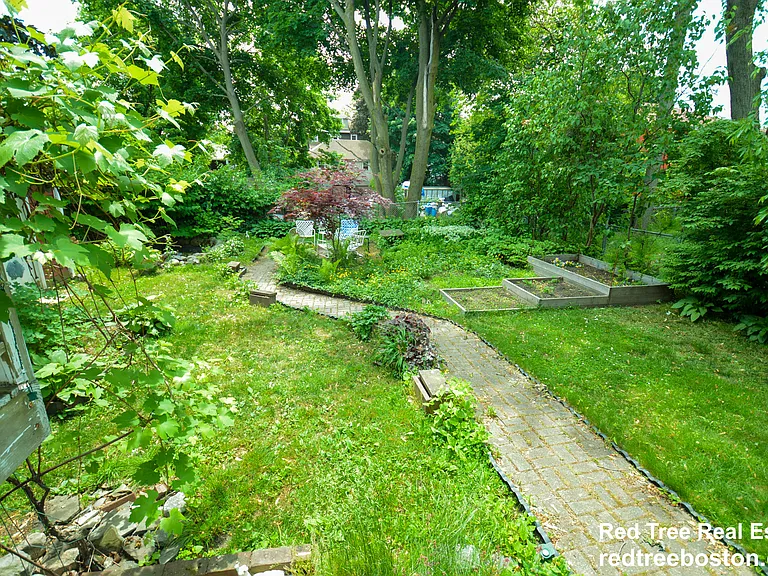 22 Cresthill Rd — Photo 19