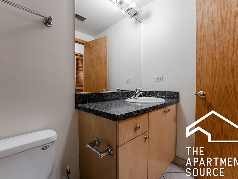 1822 N Campbell Ave — Photo 8