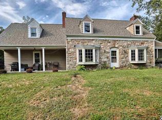 6550 Devonshire Heights Rd #R, Harrisburg, PA 17111