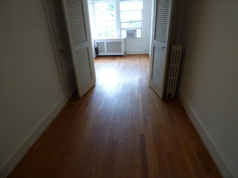 1929 38th St NW — Photo 18