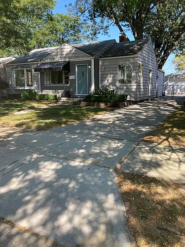 21705 Bon Heur St Photo 1
