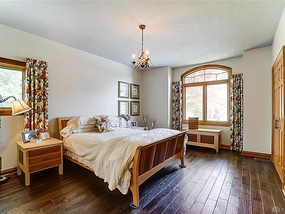 4th image of 1350 Quaker Way