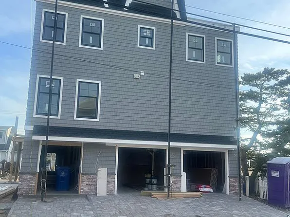 223 Johnson Rd, Lavallette, NJ 08735