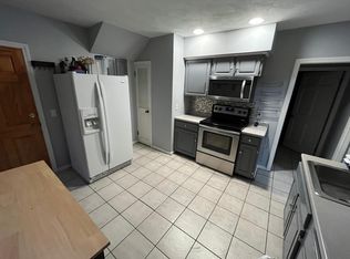 20 Thurber St, Pawtucket, RI 02861