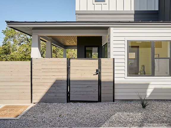3rd image of 1811 Parker Ln #1