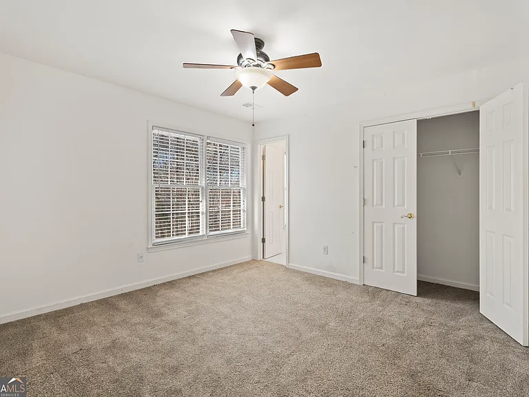 3535 Greenshire Ct — Photo 16