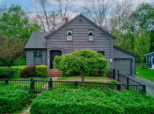 901 Center Dr, Noblesville, IN 46060