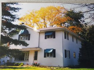 12 Gilbert Ave, Clarendon Hills, IL 60514