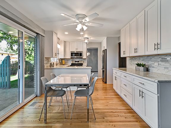 4th image of 5128 Caroline Ave