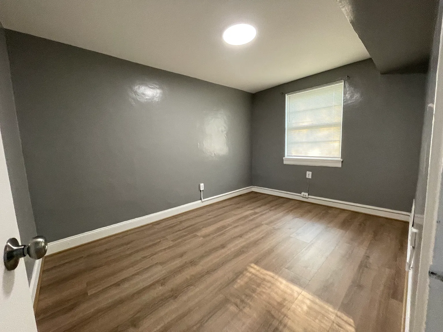 1 bed, 900 sqft, $1,790 — Photo 4