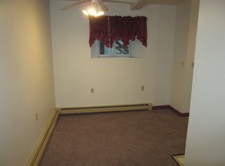 400 E Main St APT 6, Roaring Spring, PA 16673
