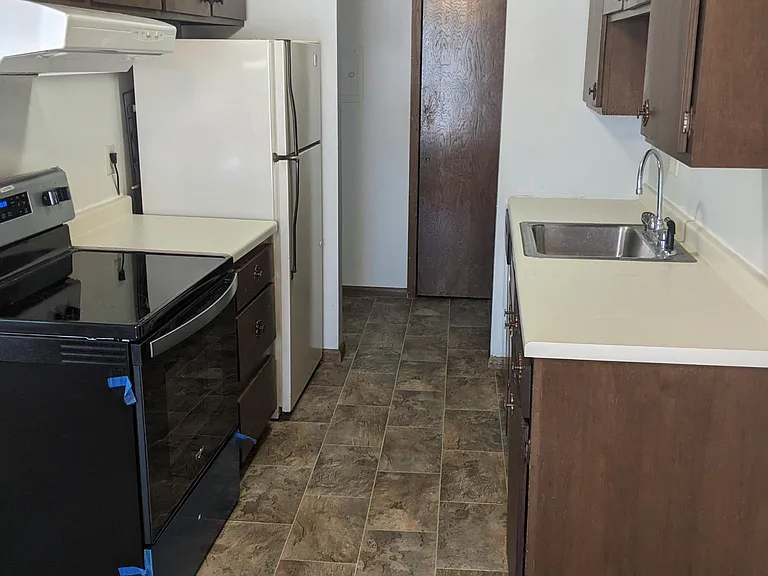819 11th Ave S #8 — Photo 12