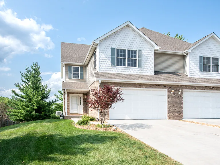 662 Chaney Ct — Photo 1