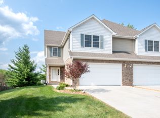 662 Chaney Ct, Crest Hill, IL 60403