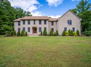 59 Saint Germain Rd, Hampden, MA 01036