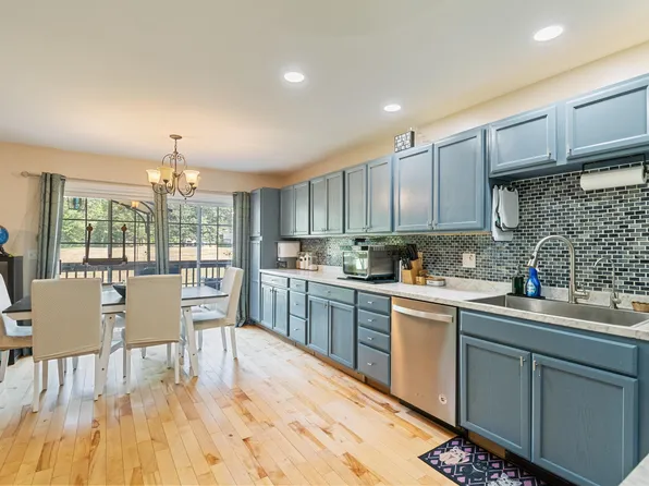 111 Fern Court, Colchester, VT 05446