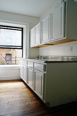 2nd image of 374 S 5th St #10R