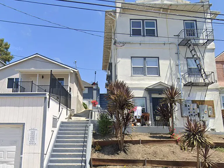Drew East 27th — Photo 15