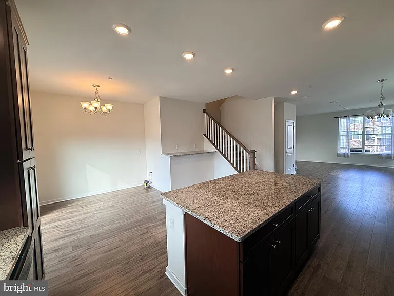 1921 Boulder Dr — Photo 11
