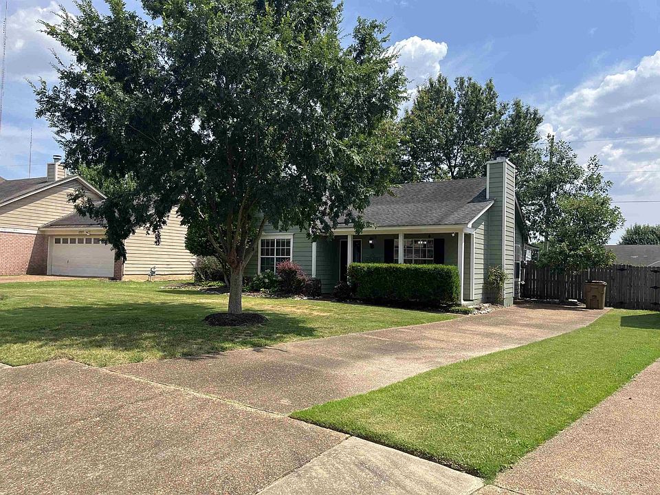 1st image of 1231 Breezy Gate Dr
