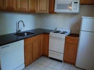 06 S 43rd St APT 2, Philadelphia, PA 19104