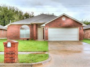 1837 Parkridge Dr, Norman, OK 73071