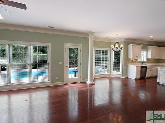 5th image of 704 Southbridge Blvd