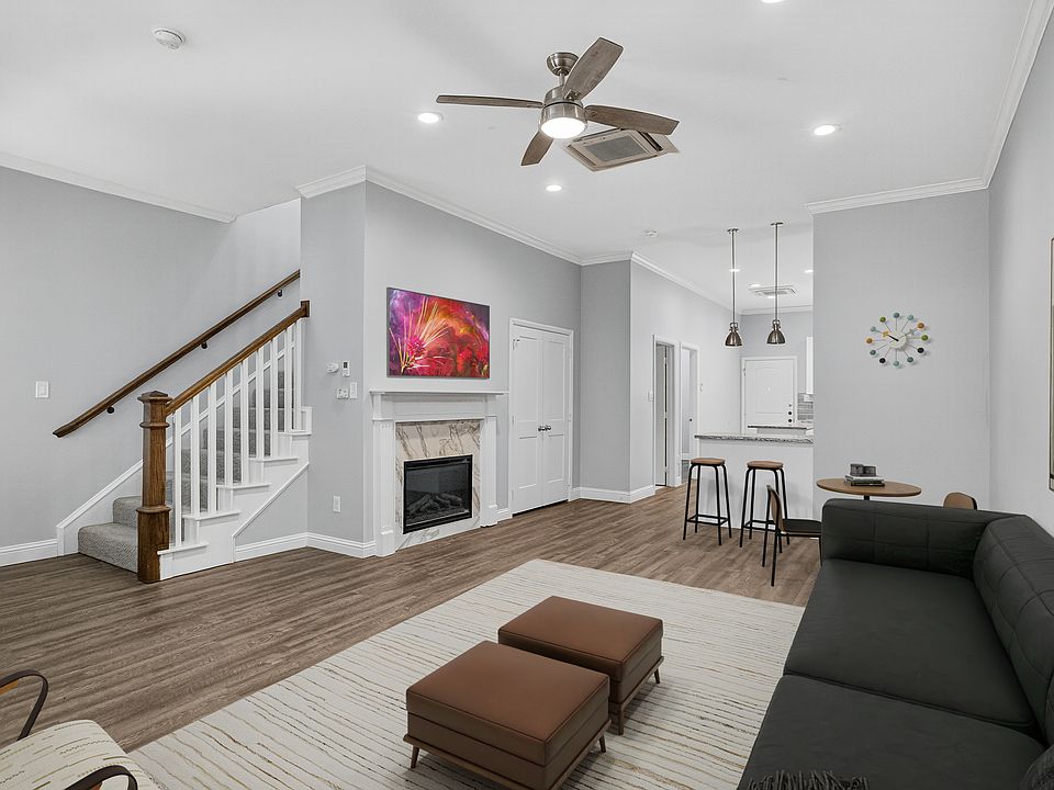 1st image of 410 Fulton St #104