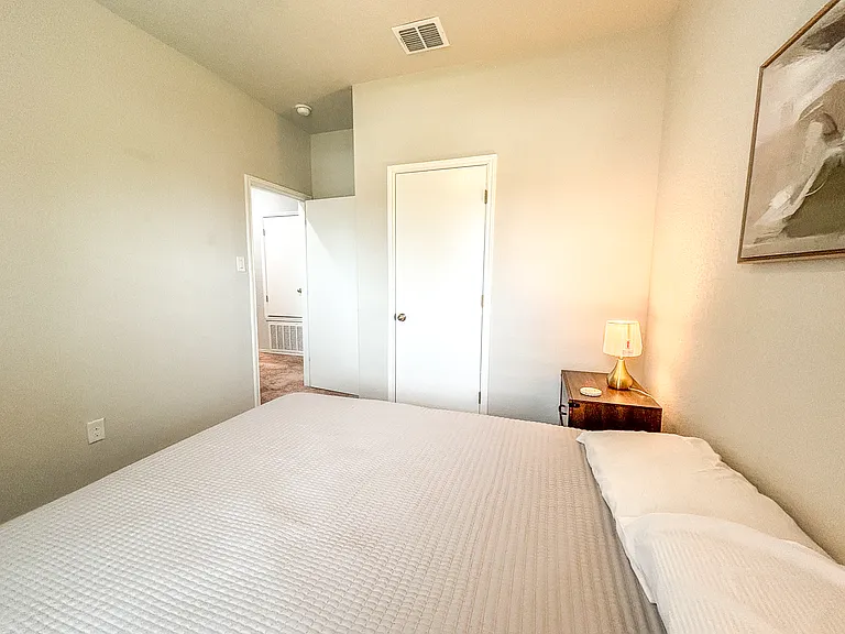 9023 Alvarado Bnd — Photo 14