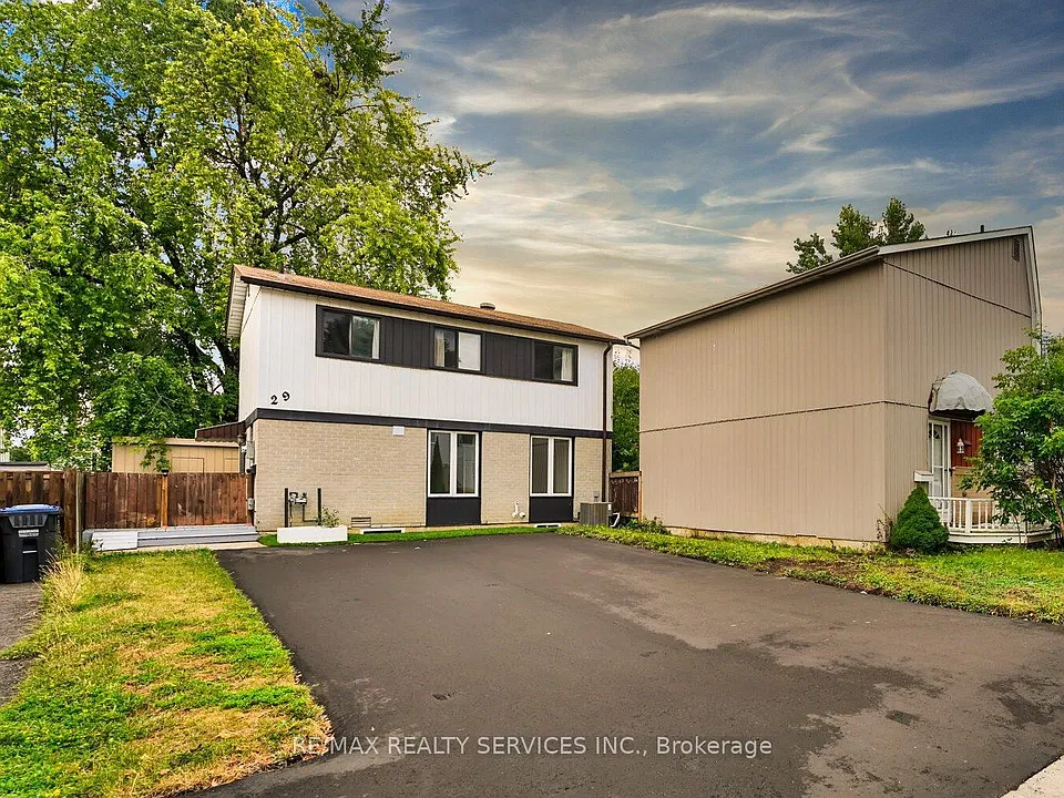 29 Hector Ct