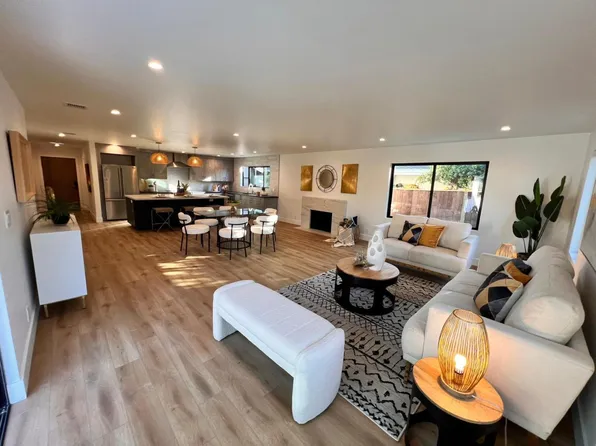 2038 Hoover Dr, Santa Clara, CA 95051