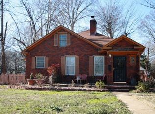 224 Grandin Rd, Charlotte, NC 28208