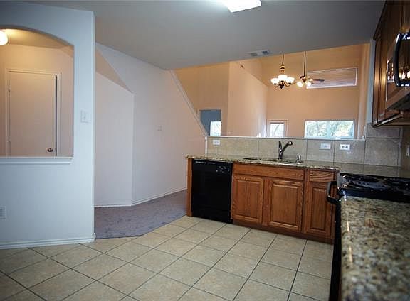4th image of 9719 Wake Bridge Dr