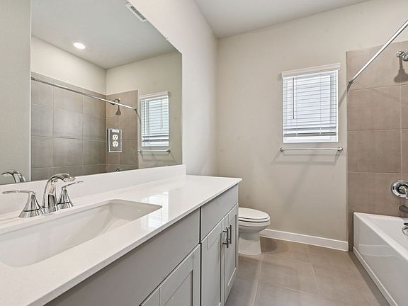 31-custom-Houston - Spring Brook Village- 4116 Good Vineyard Ln Houston TX 77080-023.jpg