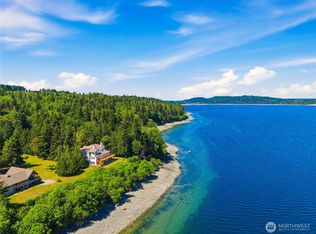 3065 Oak Bay Rd, Port Hadlock, WA 98339