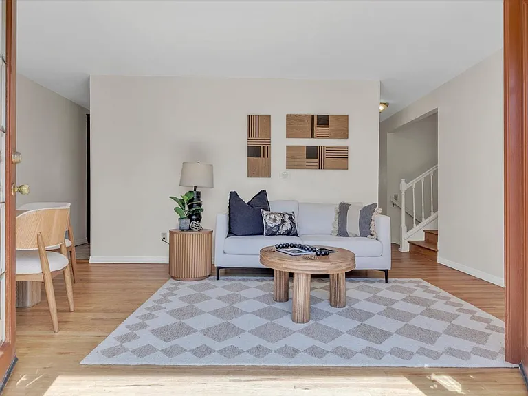 650 Hartford Dr — Photo 37
