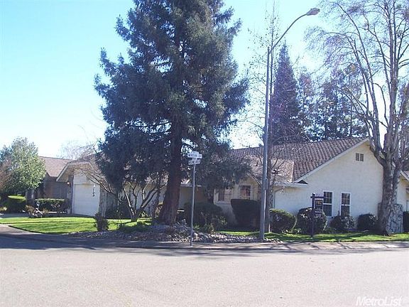 2nd image of 402 Mokelumne River Dr